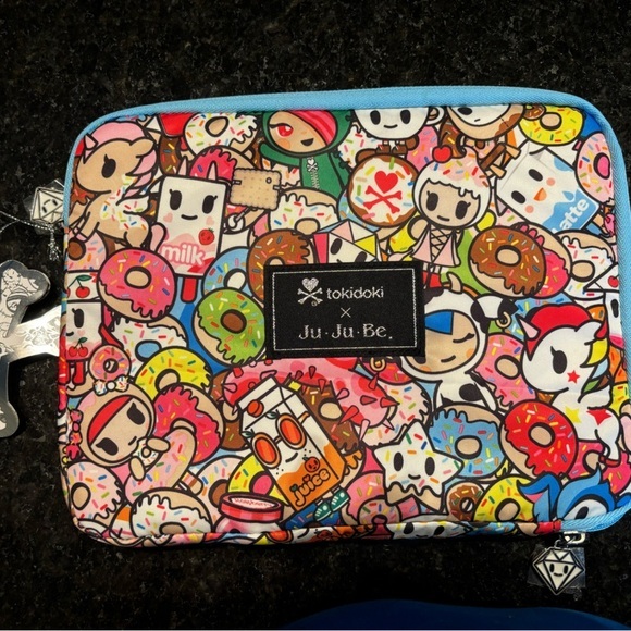 NWT Jujube Ju-Ju-Be Tokidoki Microtech Tokipops Tablet Case - Picture 1 of 4